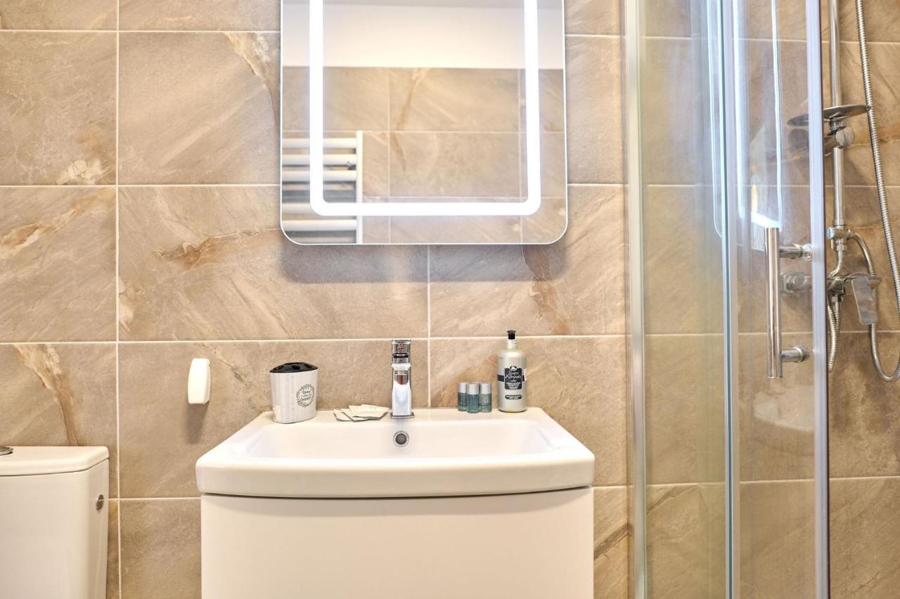 Provence Apartment in Alezzi Spa n Pool resort Mamaia Esterno foto