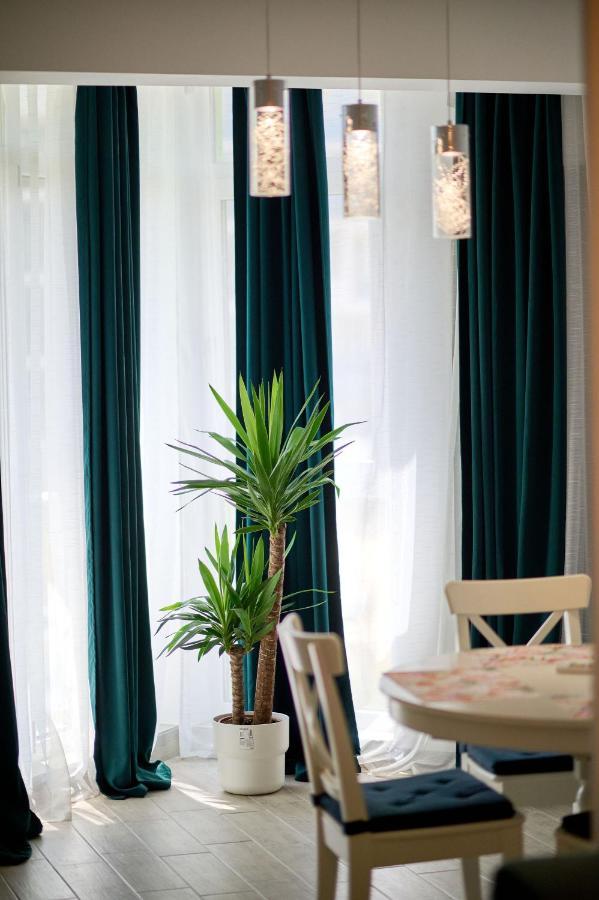 Provence Apartment in Alezzi Spa n Pool resort Mamaia Esterno foto